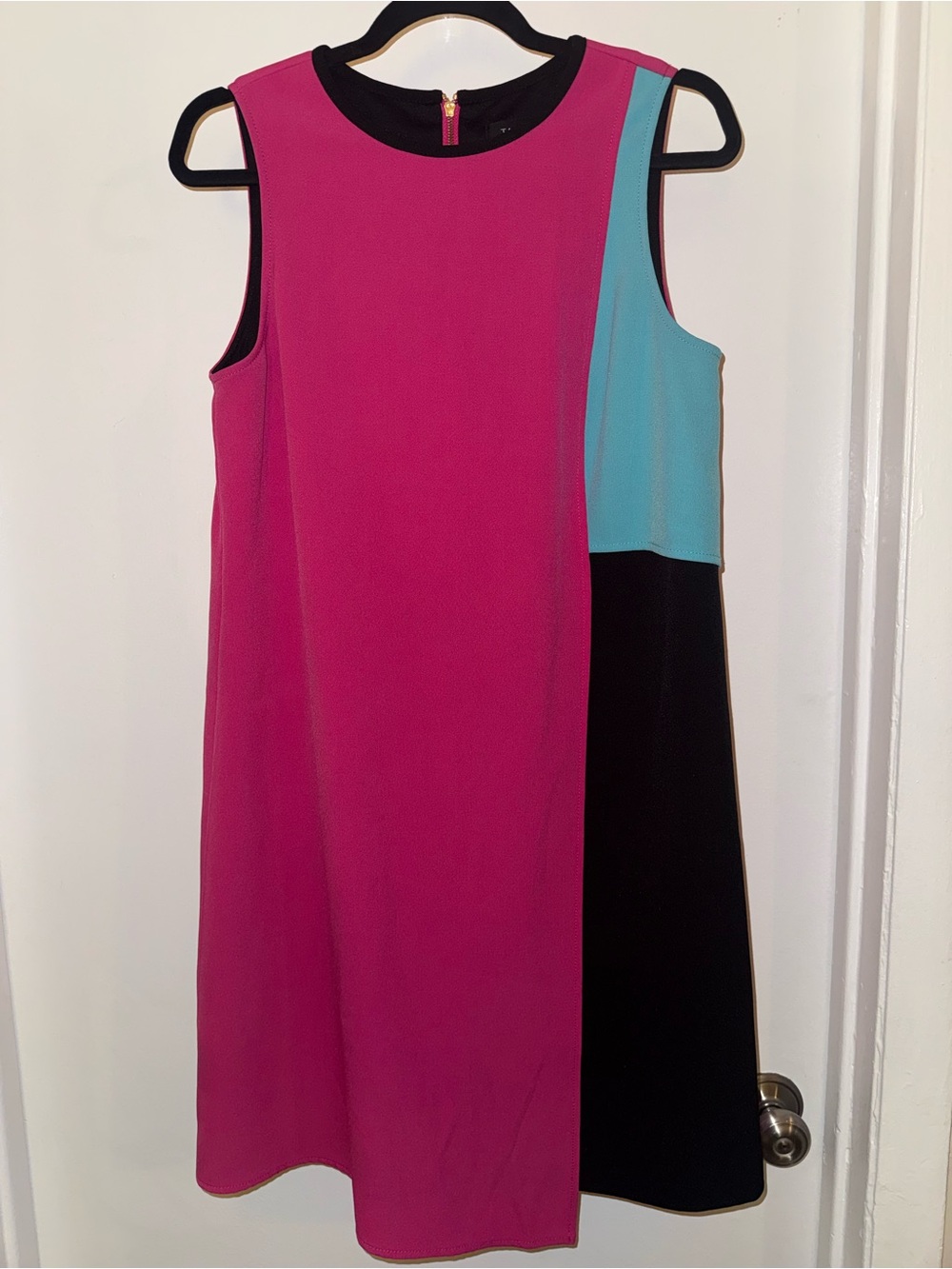 Tahari Arthur S. Levine Colorblock Shift Dress Size 6 Pink Black Turquoise